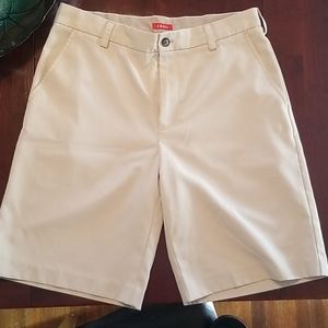 Izod 32" light tan shorts-moisture wicking